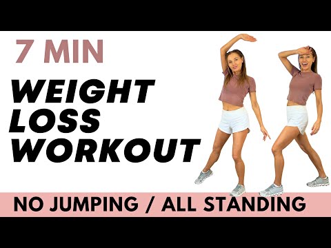 Lucy Wyndham-Read demonstrating a 7 minute standing weight loss workout at home